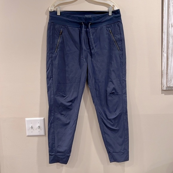 🔥ATHLETA Blue Jogger Pants🔥 - Picture 1 of 7